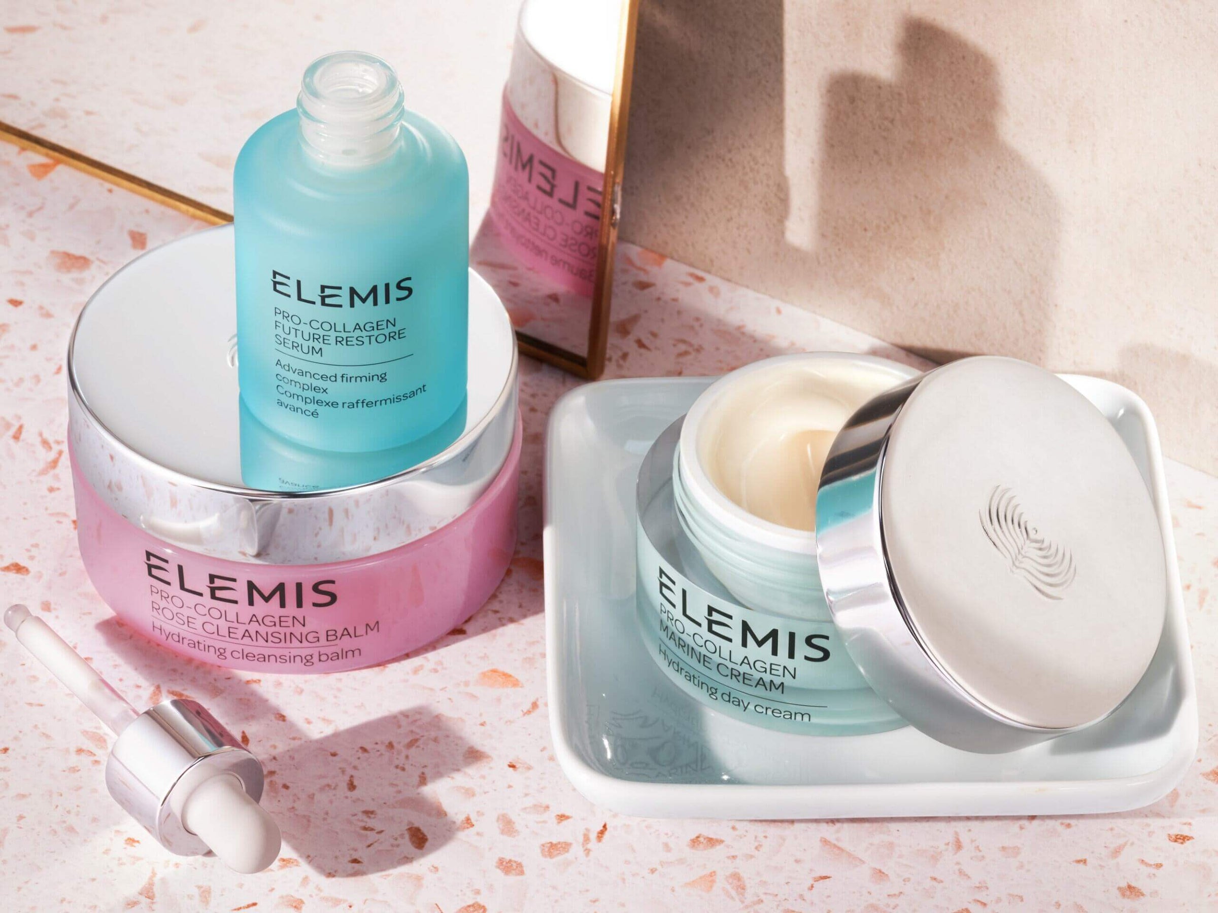 ELEMIS är världens ledande lyx-spamärke som ger dig en upplevelse utöver det vanliga!