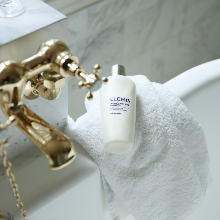 ELEMIS Skin Nourishing Milk Bath 400 ml
